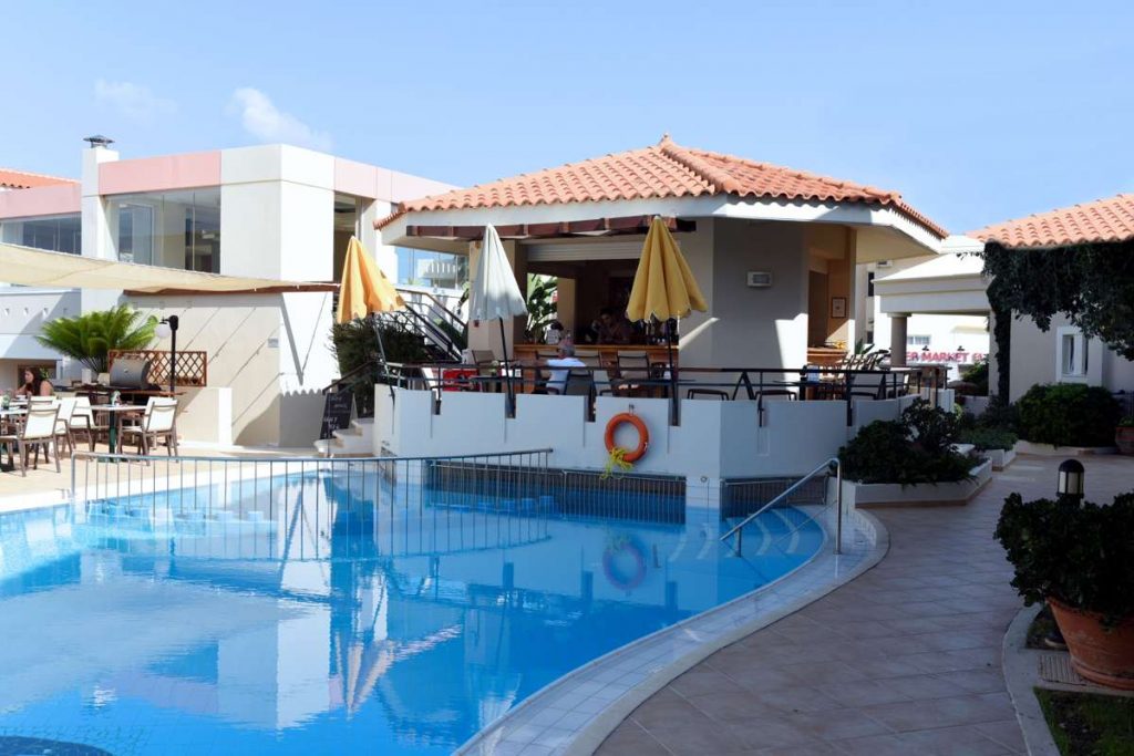 Toxo Hotel & Apartments in Platanias, Chania Crete